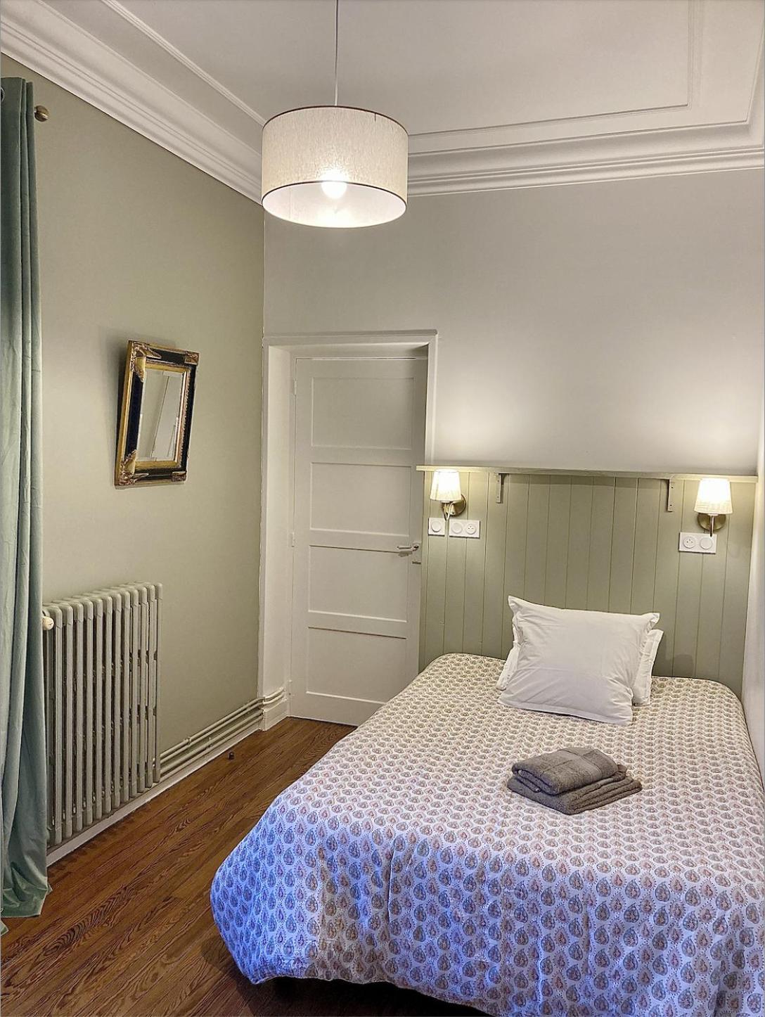Les Chambres D'Omaha Beach Etablissement Avec Deux Chambres D'Hotes, Petit-Dejeuner Compris Fait-Maison Et Produits Locaux เวียร์วิลล์ ซัวร์ แมร์ ภายนอก รูปภาพ