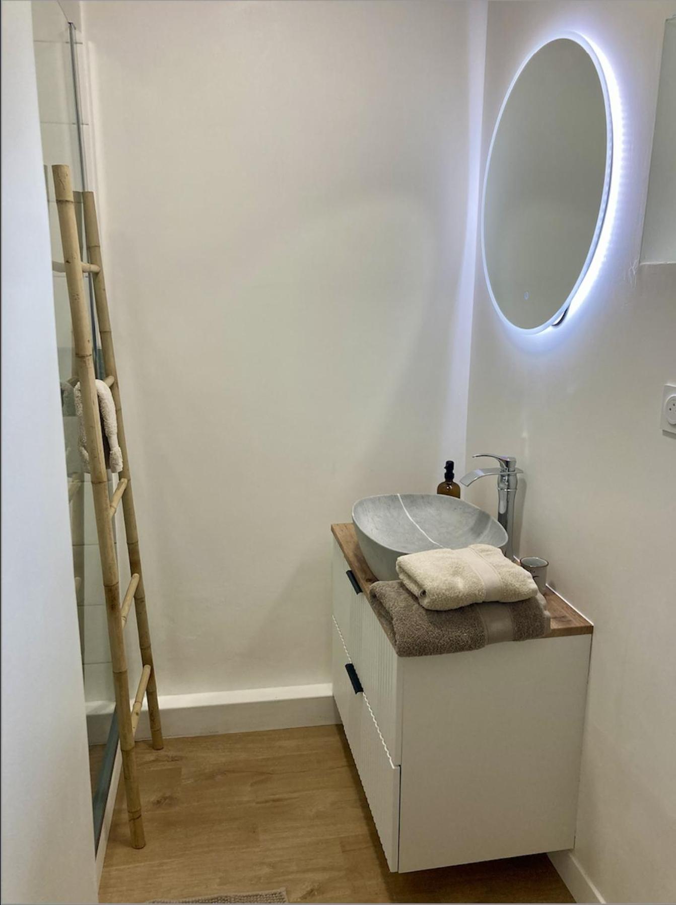 Les Chambres D'Omaha Beach Etablissement Avec Deux Chambres D'Hotes, Petit-Dejeuner Compris Fait-Maison Et Produits Locaux เวียร์วิลล์ ซัวร์ แมร์ ภายนอก รูปภาพ